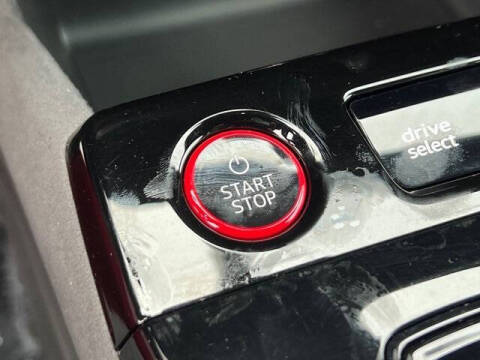 2025 Audi SQ6 e-tron quattro Prestige