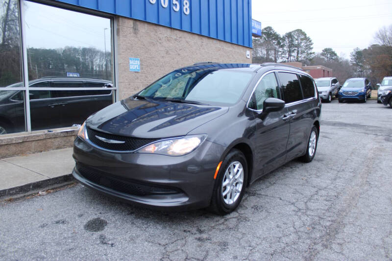 2021 Chrysler Voyager for sale at 1st Choice Autos in Smyrna GA