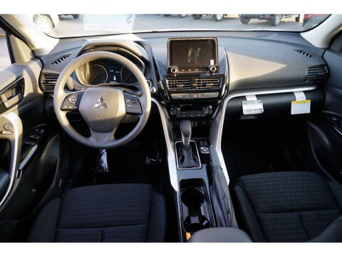 2025 Mitsubishi Eclipse Cross LE