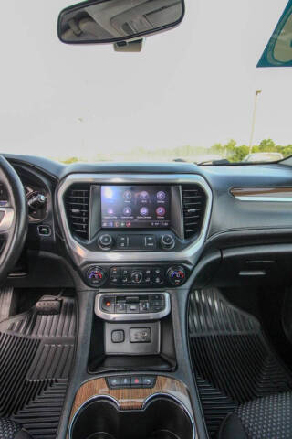 2020 GMC Acadia SLE