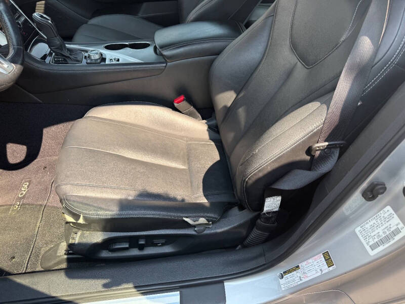 2017 Infiniti Q60 2.0T Premium