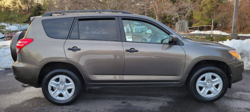 2011 Toyota RAV4 Base's photo