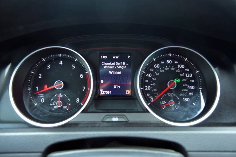 2017 Volkswagen Golf GTI S