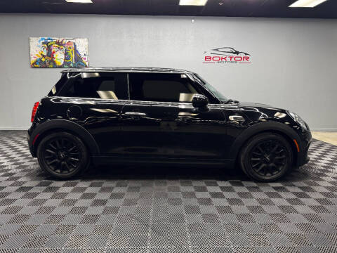 2018 MINI Hardtop 2 Door Cooper