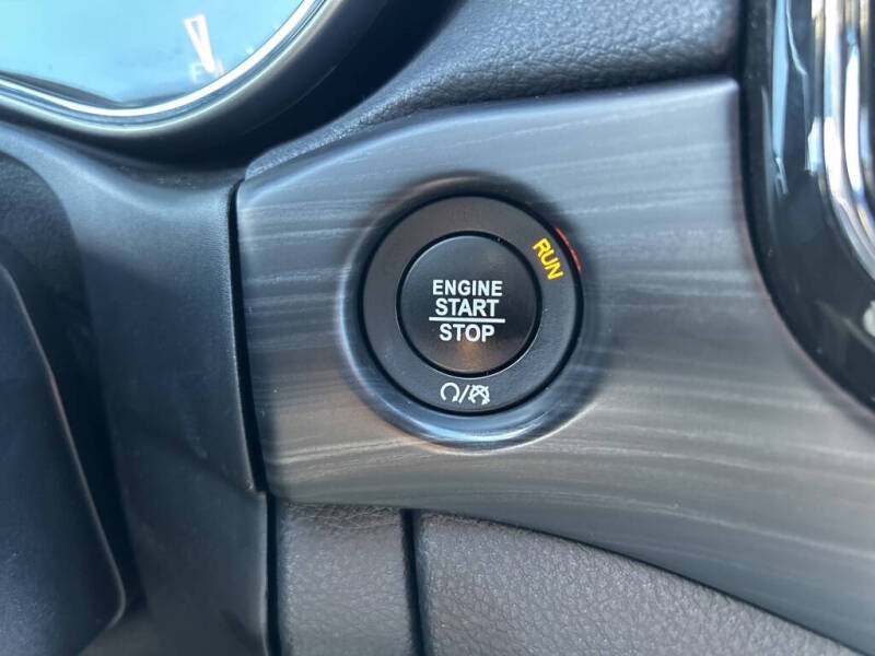 2022 Jeep Grand Cherokee WK Laredo E