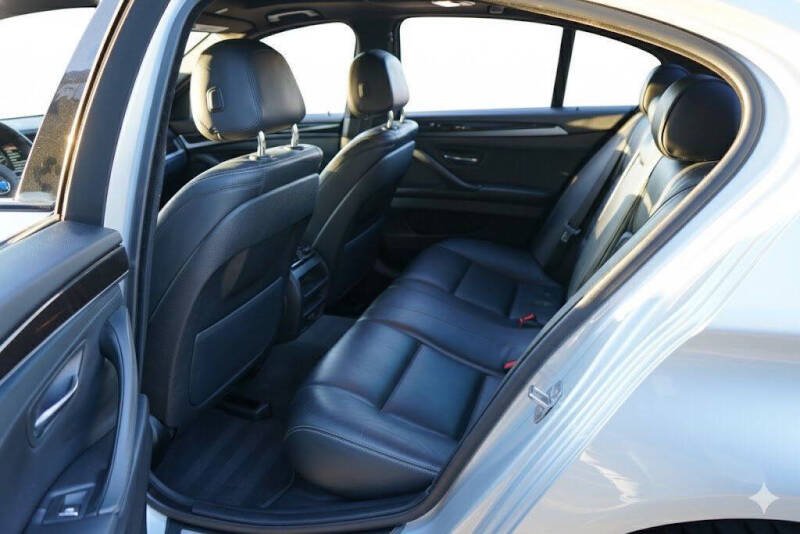 2015 BMW 5 Series 535i