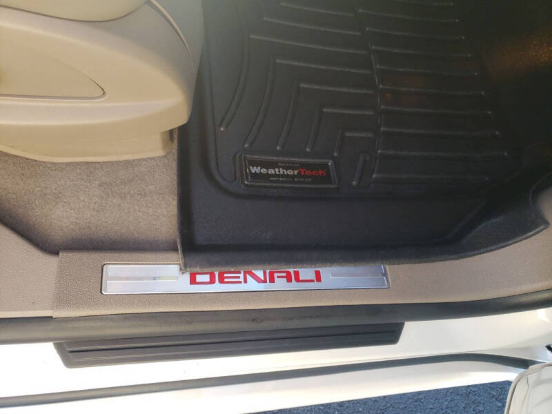 2014 GMC Acadia Denali