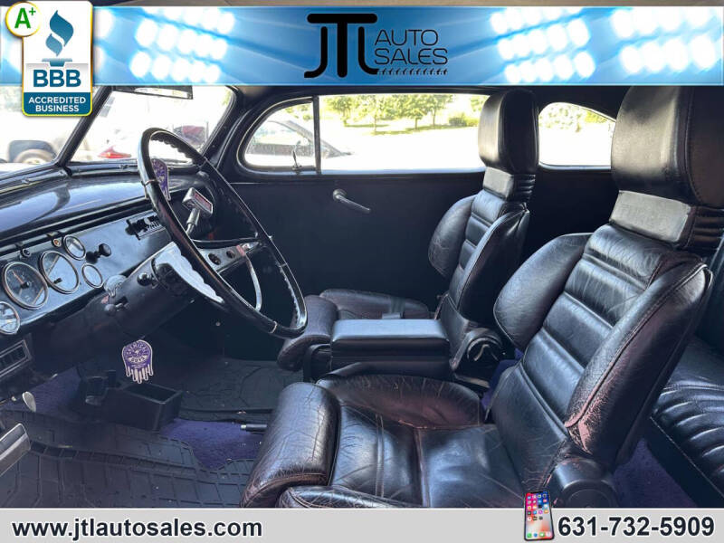 1948 Ford Coupe