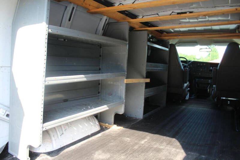 2017 Chevrolet Express 2500