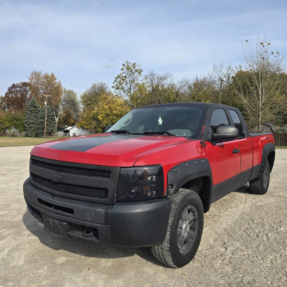 2010 Chevrolet Silverado 1500 for sale at Automatch USA INC in Toledo, OH