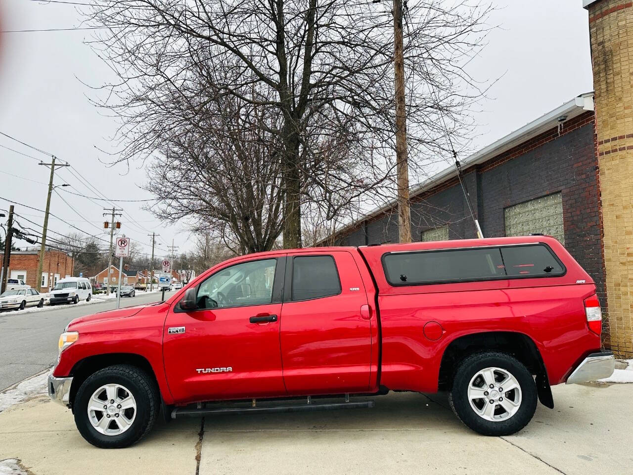 2015 Toyota Tundra for sale at American Dream Motors in Winchester, VA