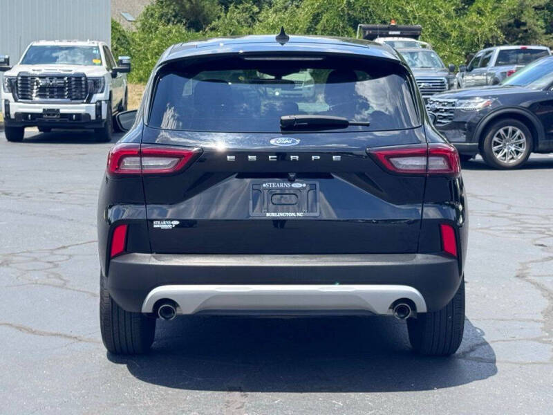 2024 Ford Escape