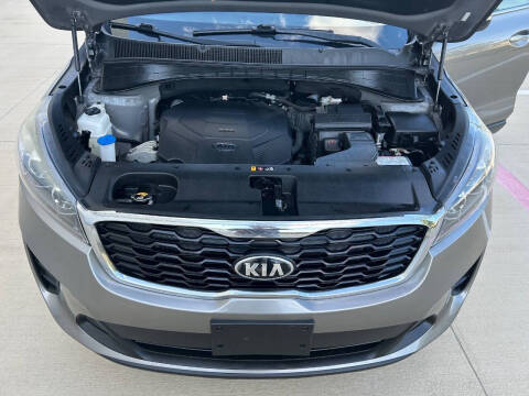 2019 Kia Sorento LX V6