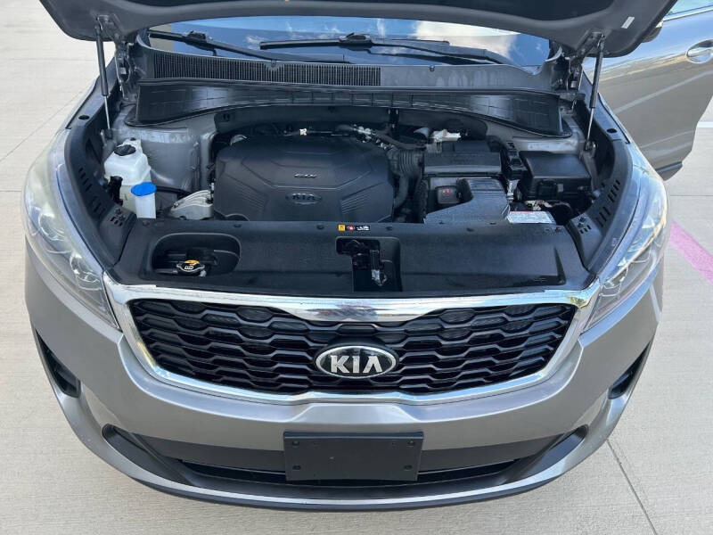 2019 Kia Sorento LX V6