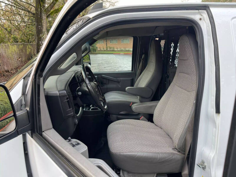 2018 GMC Savana 2500