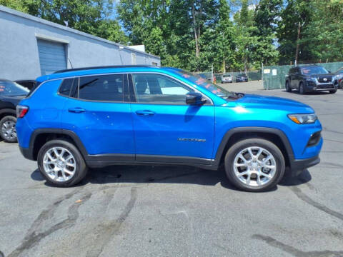 2023 Jeep Compass Latitude Lux