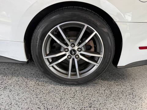 2016 Ford Mustang EcoBoost Premium