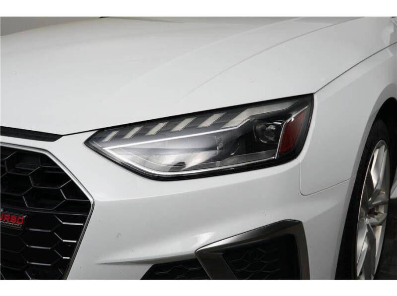 2020 Audi A4 quattro Premium Plus 45 TFSI