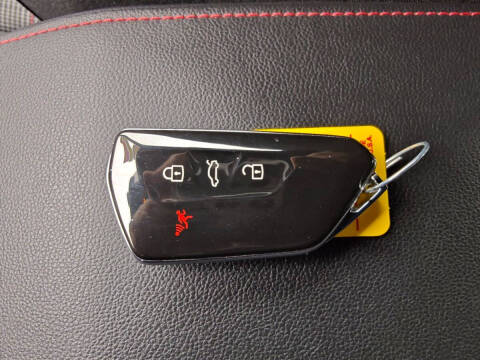 2023 Volkswagen Golf GTI 40th Anniversary Edition