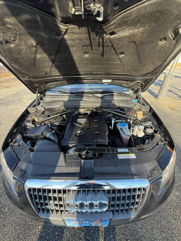 2012 Audi Q5 2.0T quattro Premium Plus