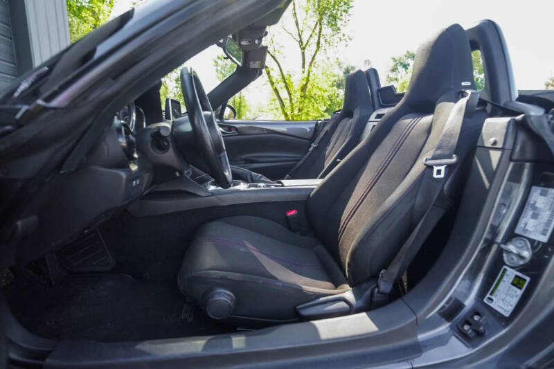 2016 Mazda MX-5 Miata Club