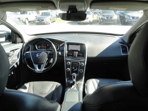 2016 Volvo XC60 T6