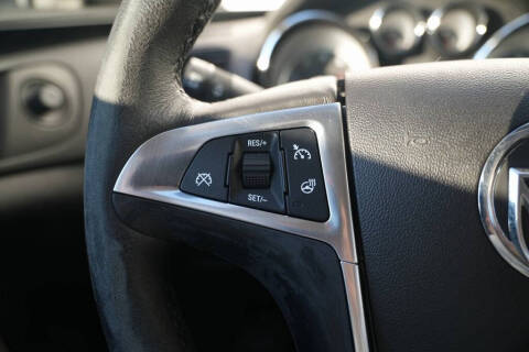 2013 Buick Regal Premium 1