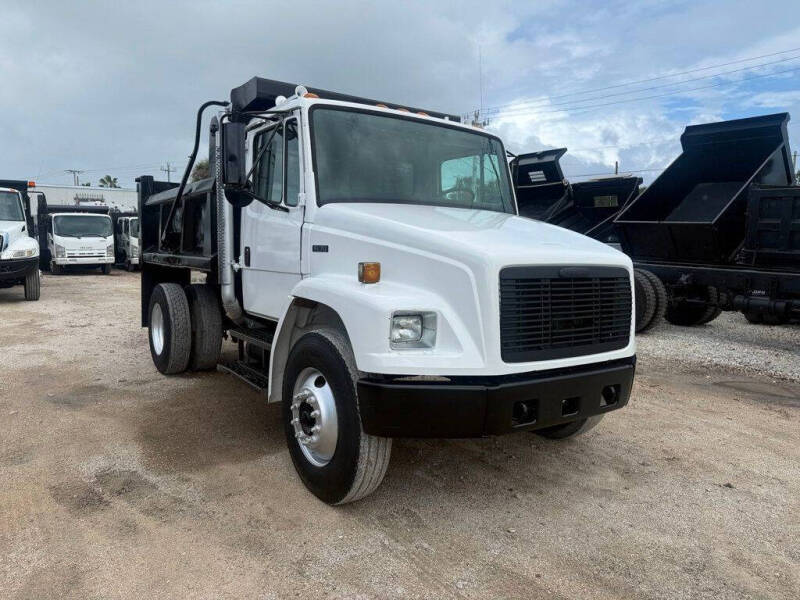 2002 Freightliner FL70