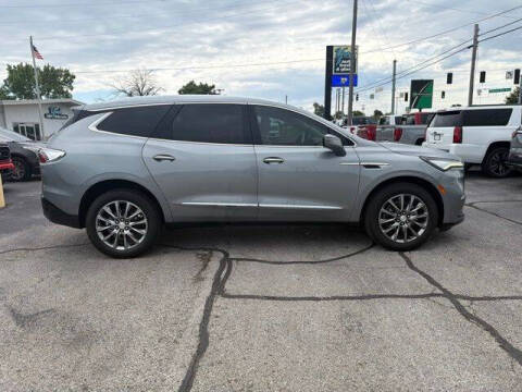 2023 Buick Enclave Essence