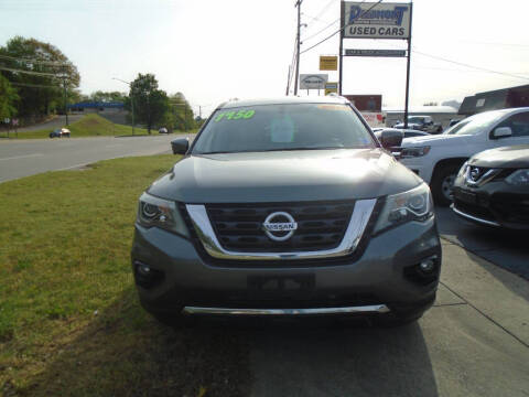 2017 Nissan Pathfinder SL