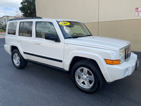 2007 Jeep Commander for sale at Select Auto Wholesales Inc in Glendora CA