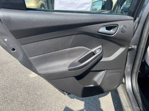 2018 Ford Focus Titanium