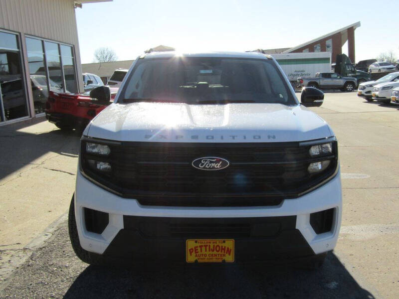 2026 Ford Expedition Active