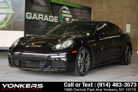 2016 Porsche Panamera 4 Edition