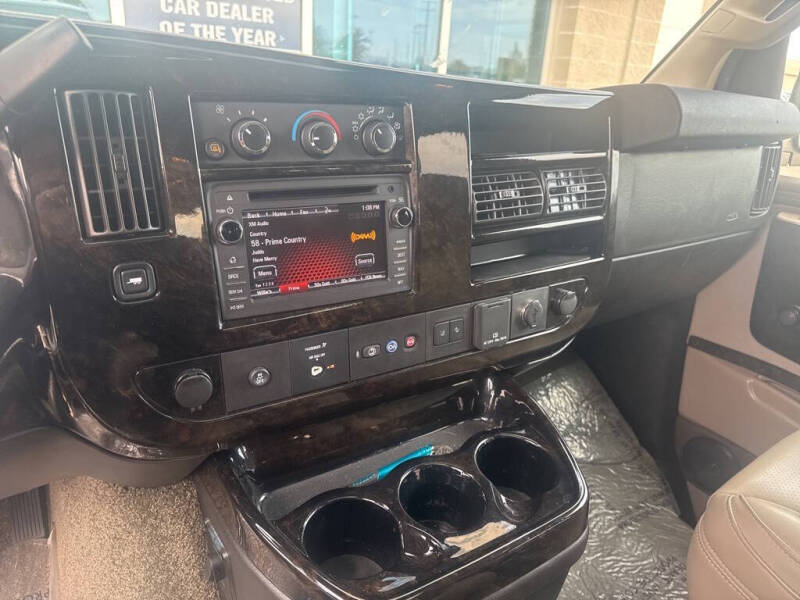 2021 GMC Savana 2500