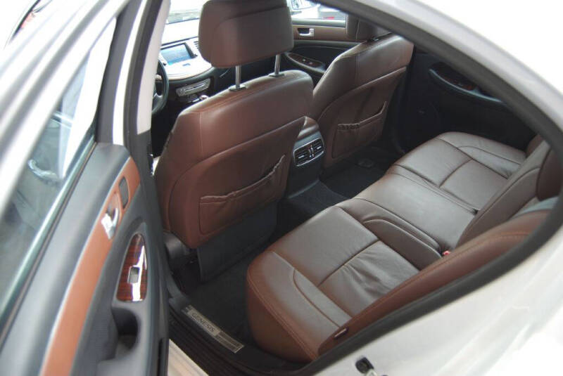 2014 Hyundai Genesis 3.8L