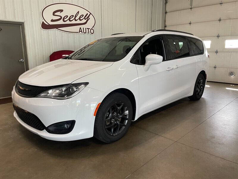 2018 Chrysler Pacifica Touring L Plus