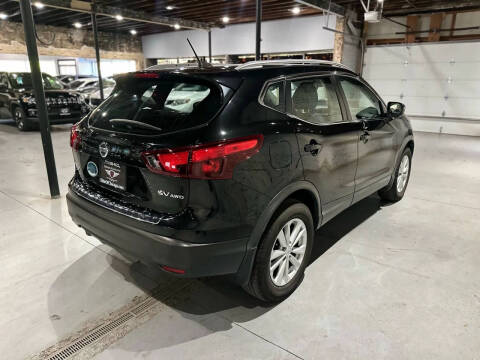 2017 Nissan Rogue Sport SV