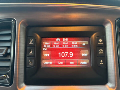 2017 Dodge Challenger SXT