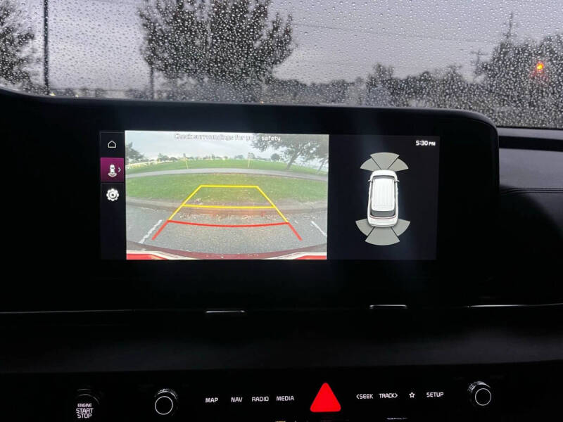 2022 Kia Carnival EX