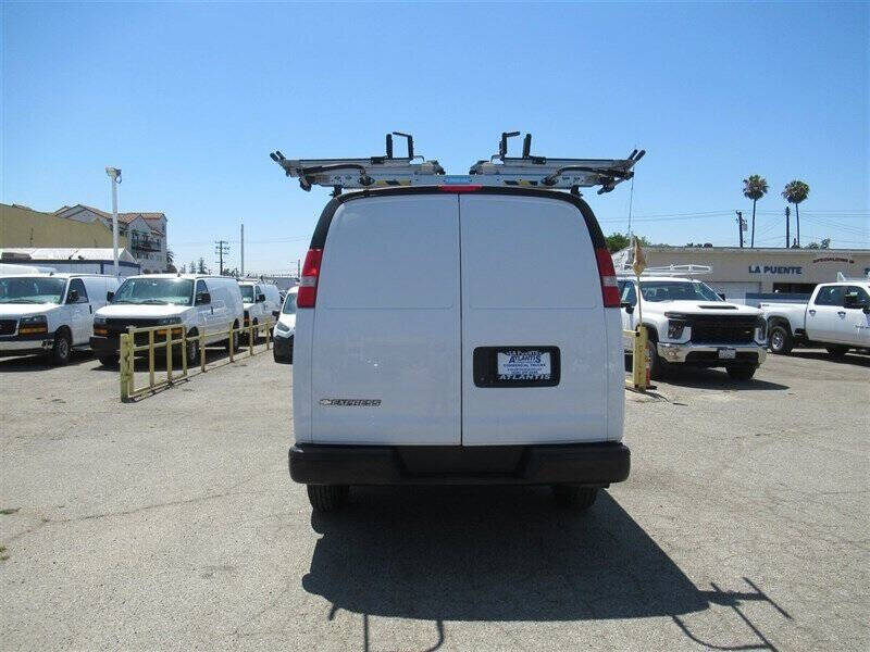 2018 Chevrolet Express 2500