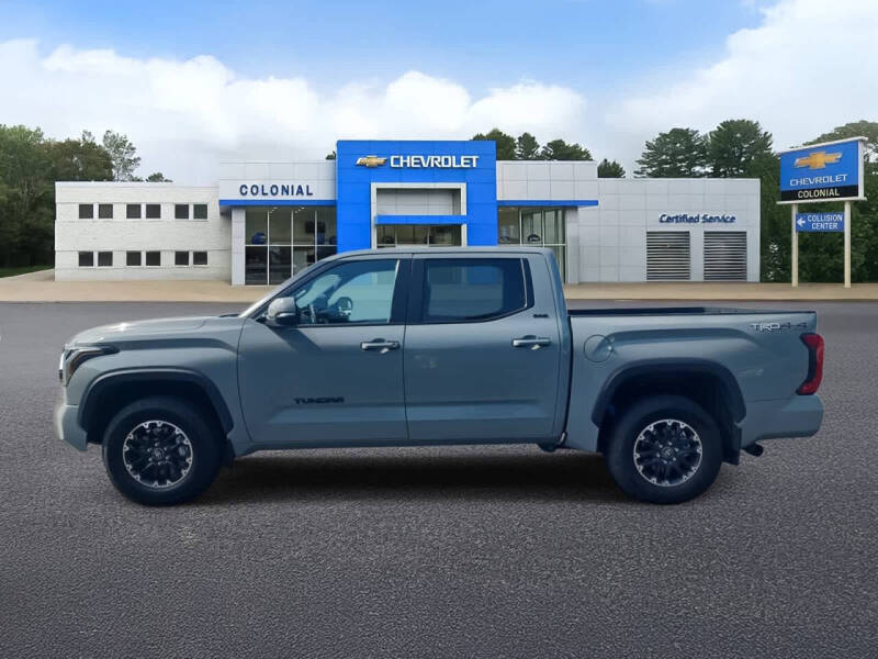 2025 Toyota Tundra SR5