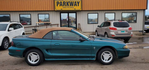 1997 Ford Mustang for sale at Parkway Motors in Springfield IL