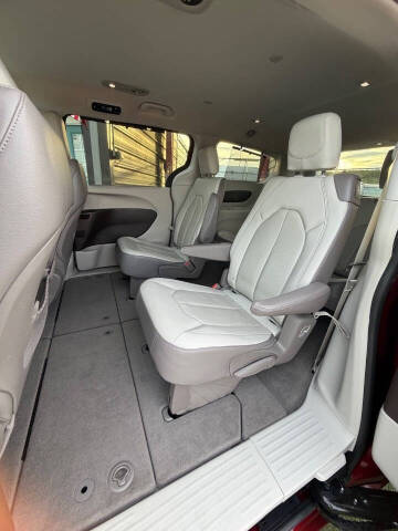 2019 Chrysler Pacifica Touring L