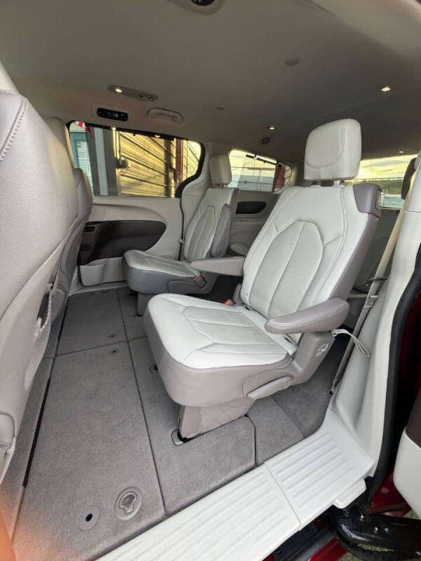 2019 Chrysler Pacifica Touring L