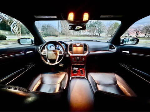 2012 Chrysler 300 Limited