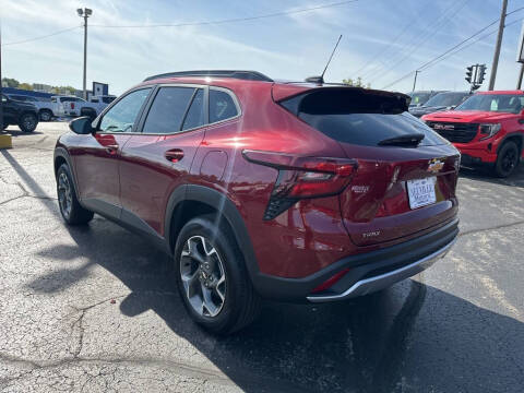 2025 Chevrolet Trax LT