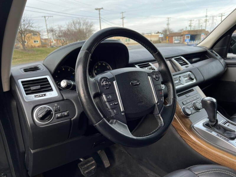 2012 Land Rover Range Rover Sport HSE photo 14