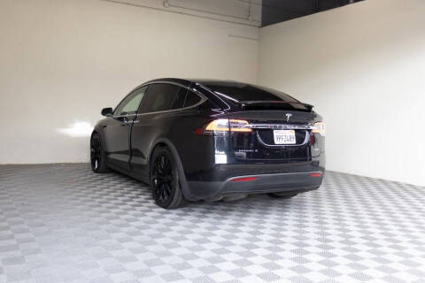 2017 Tesla Model X 90D