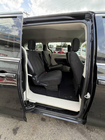 2018 Chrysler Pacifica Touring Plus